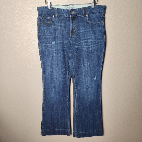 Lands End Womens Fit & Flare Medium Wash Blue Jeans-Size 16/33 - Picture 1 of 14